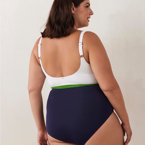 Anne Cole scoop neck belted white navy swimsuit - size 18 - Picture 3 of 10